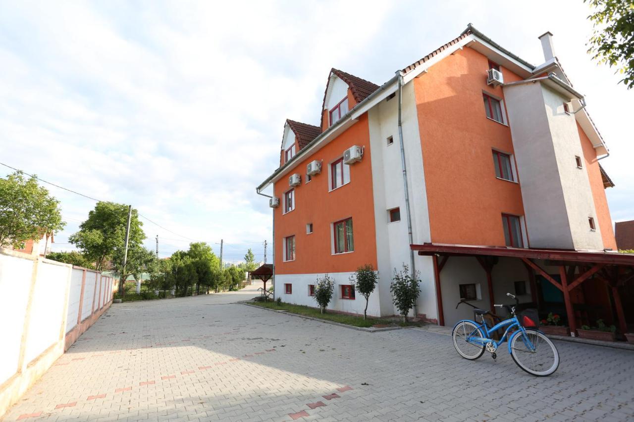 Pensiunea Casa Porojan Baile 1 Mai Ngoại thất bức ảnh