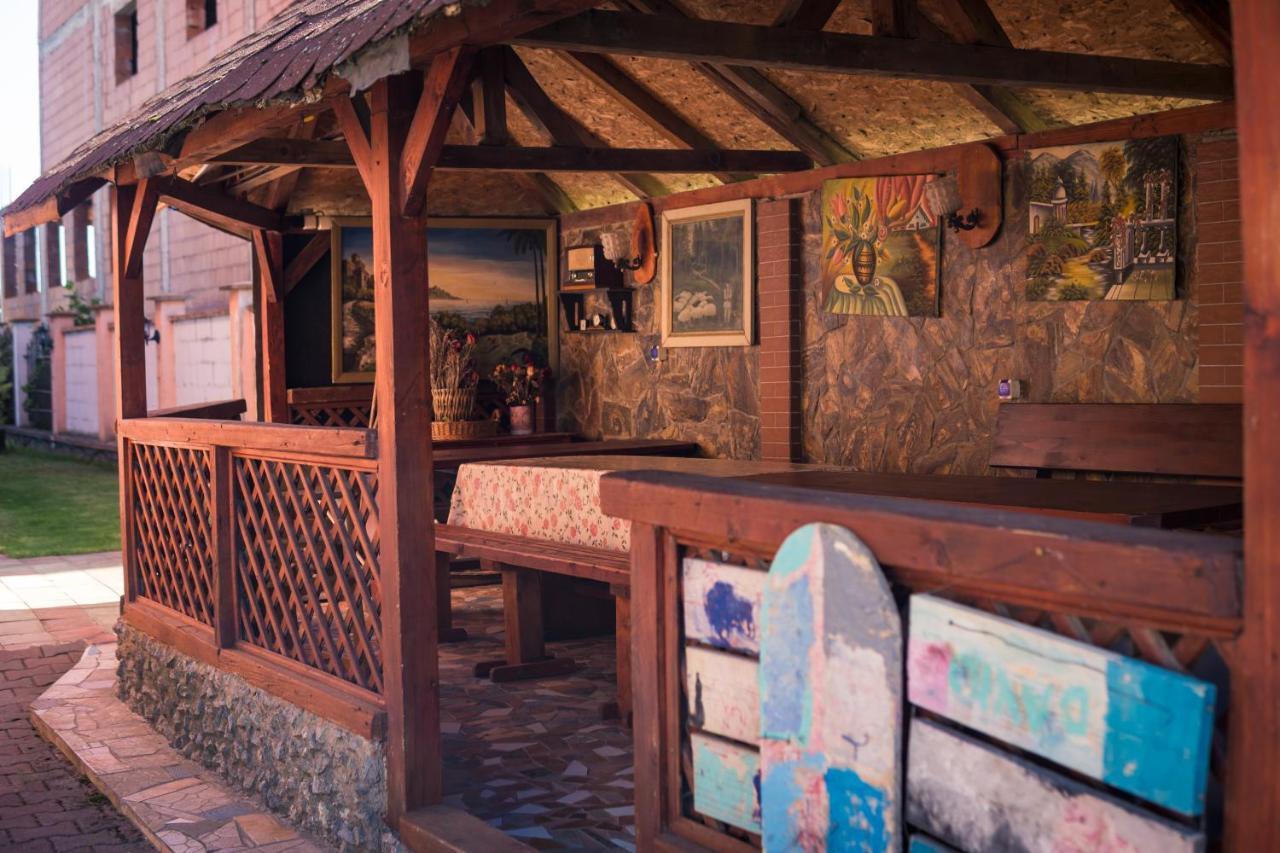 Pensiunea Casa Porojan Baile 1 Mai Ngoại thất bức ảnh