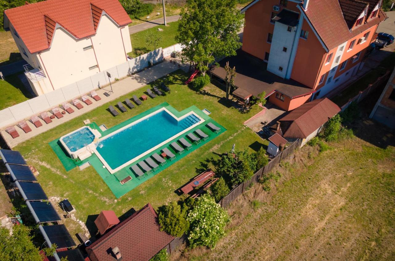 Pensiunea Casa Porojan Baile 1 Mai Ngoại thất bức ảnh